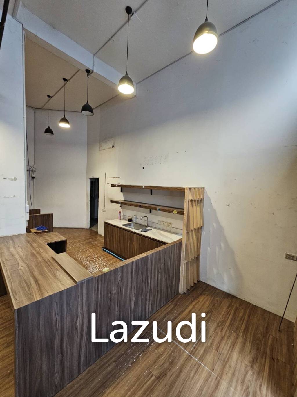 Prime Retail Space with Modern Interiors in Bangkok