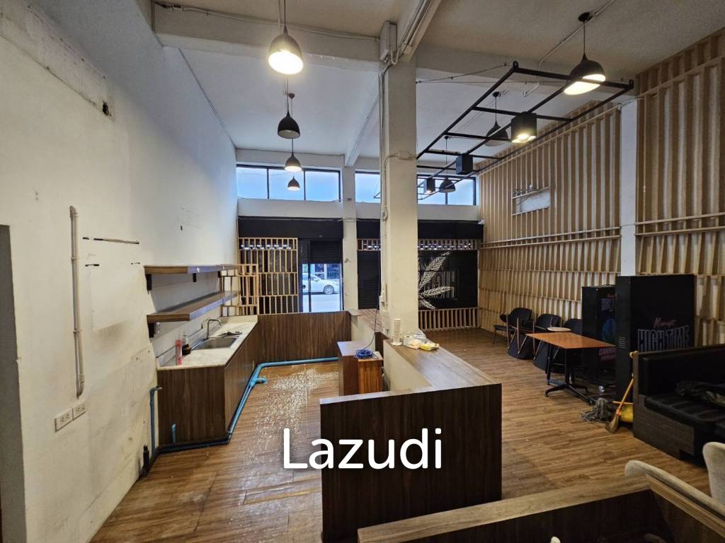 Prime Retail Space with Modern Interiors in Bangkok