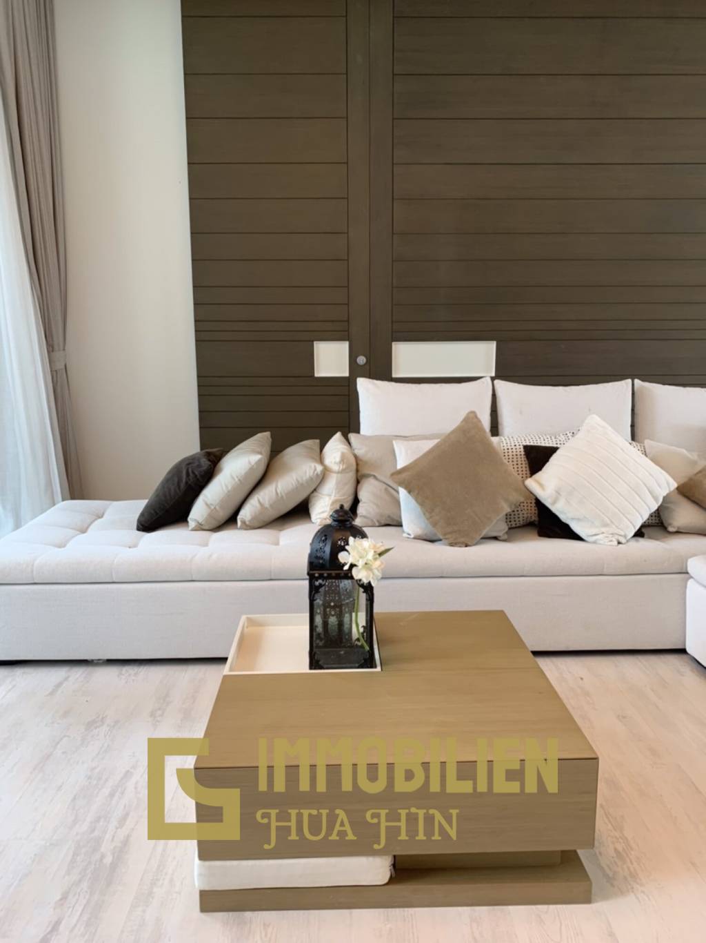 Strandlage / 2 Schlafzimmer + 2 Bäder / 122 qm