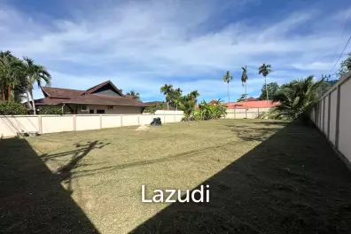 3-Bedroom Pool Villa with 2 Land Plots for Sale in Pa Klok