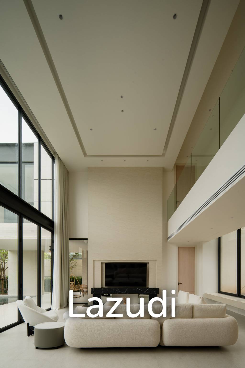 Modern Luxury 4-Bedroom Pool Villa for Rent in Chalong