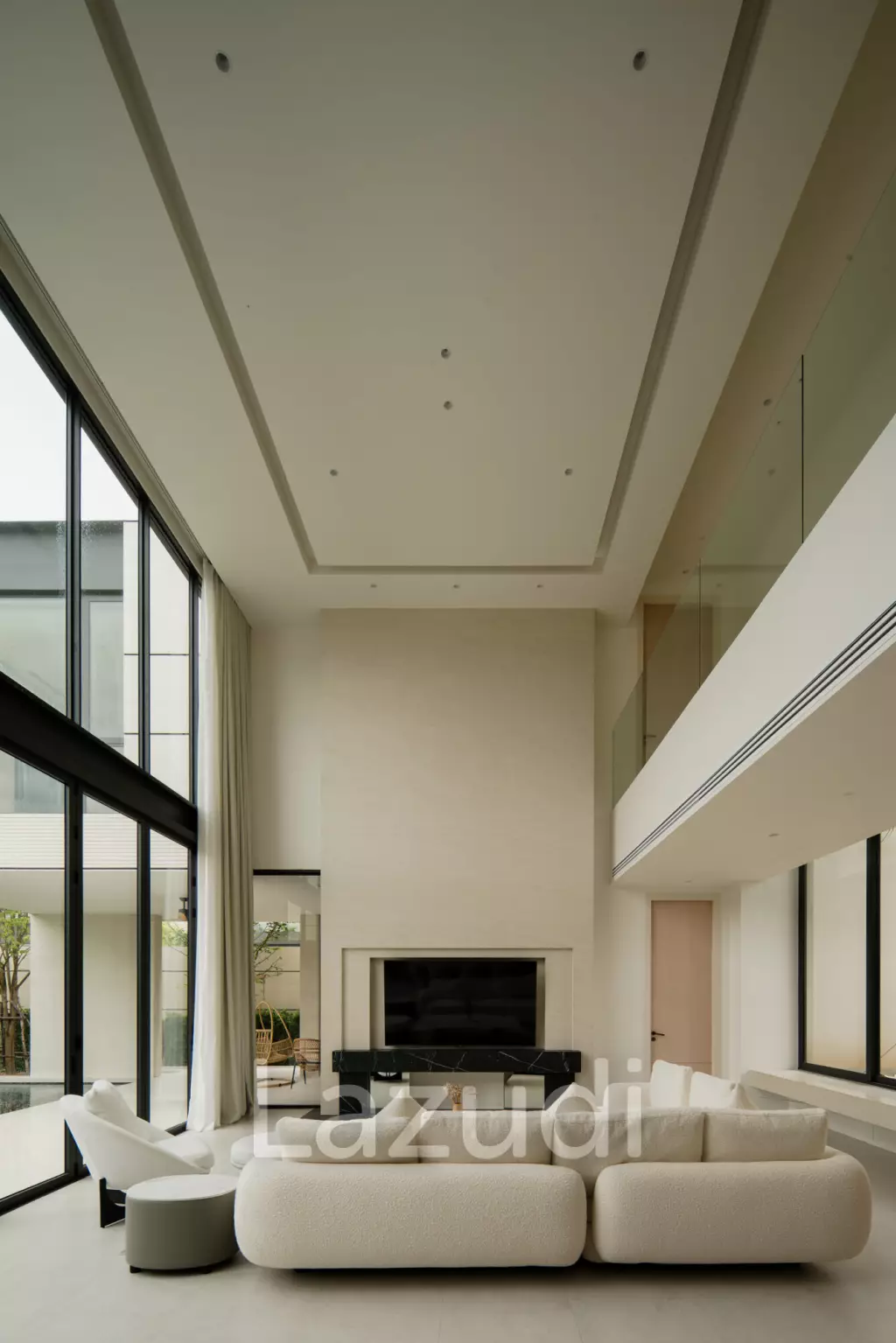 Modern Luxury 4-Bedroom Pool Villa for Rent in Chalong