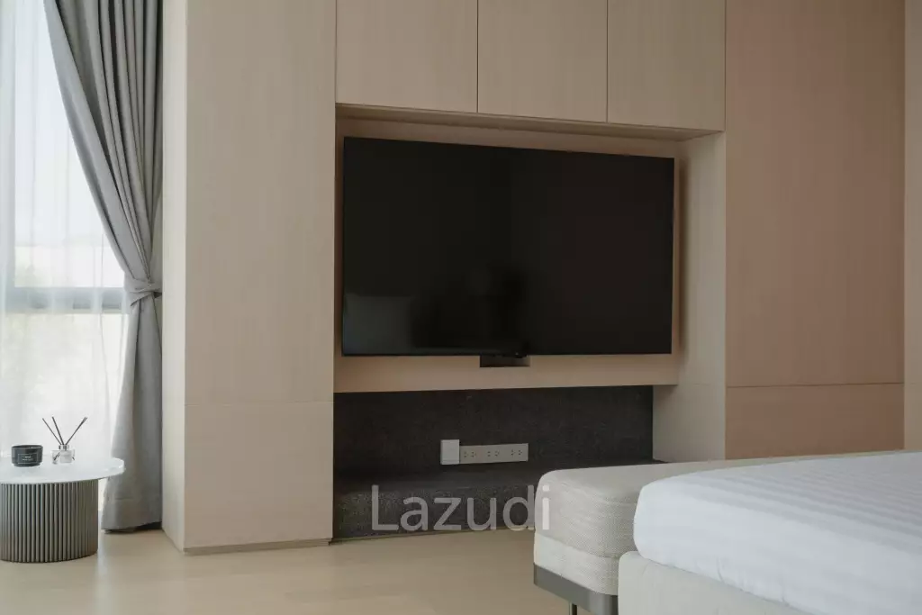 Modern Luxury 4-Bedroom Pool Villa for Rent in Chalong