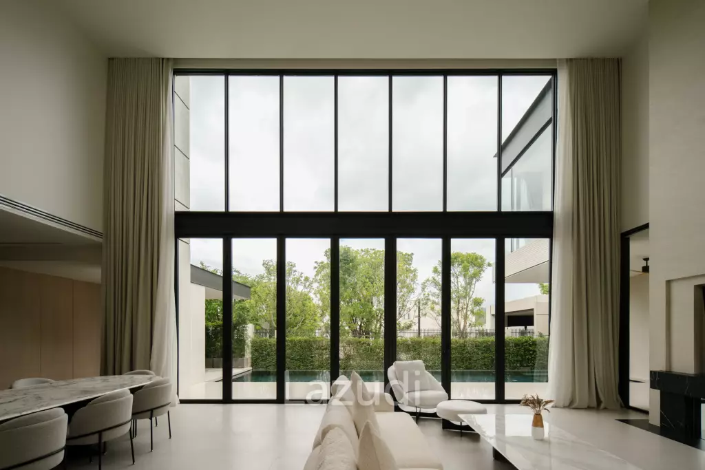 Modern Luxury 4-Bedroom Pool Villa for Rent in Chalong