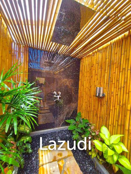 Newly Renovated 5-Bedroom Pool Villa in Bang Rak, Ko Samui