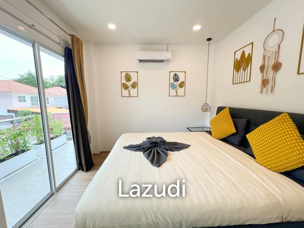 Newly Renovated 5-Bedroom Pool Villa in Bang Rak, Ko Samui