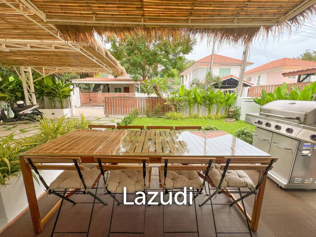 Newly Renovated 5-Bedroom Pool Villa in Bang Rak, Ko Samui