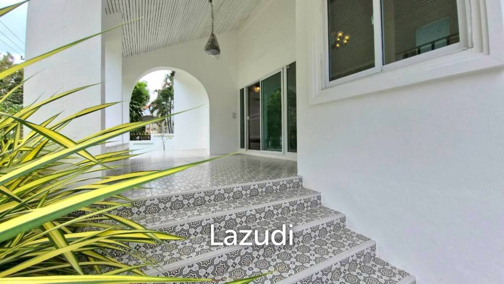 3 Bed 4 Bath 220 SQ.M. Jomtien Beach Paradise