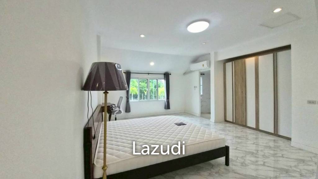 3 Bed 4 Bath 220 SQ.M. Jomtien Beach Paradise