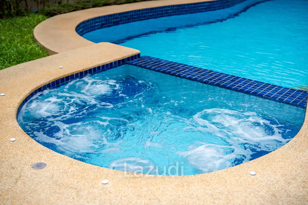 Pool villa with jacuzzi in Nong Khae Hua Hin