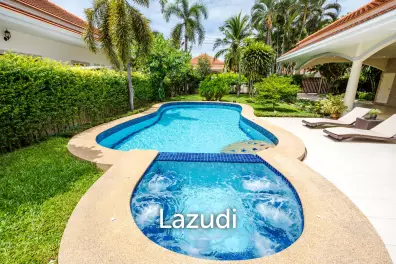 Pool villa with jacuzzi in Nong Khae Hua Hin