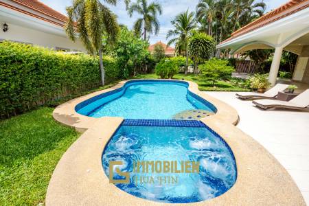 Luxusvilla mit Pool und Sauna in Hua Hin