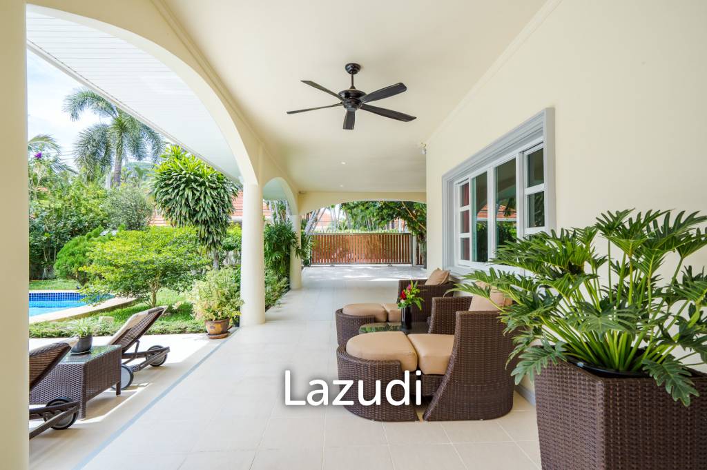 Pool villa with jacuzzi in Nong Khae Hua Hin