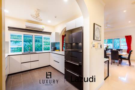 Luxury Villa with Pool Sauna in Hua Hin