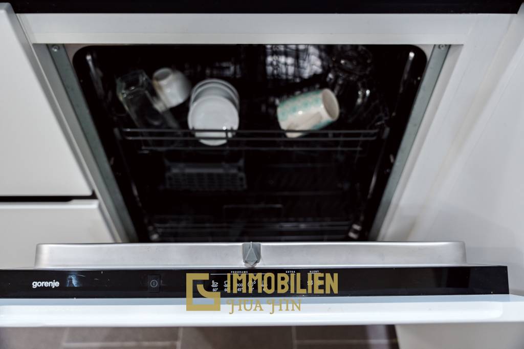 Luxusvilla mit Pool und Sauna in Hua Hin