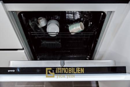 Luxusvilla mit Pool und Sauna in Hua Hin