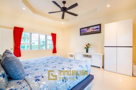 Luxusvilla mit Pool und Sauna in Hua Hin