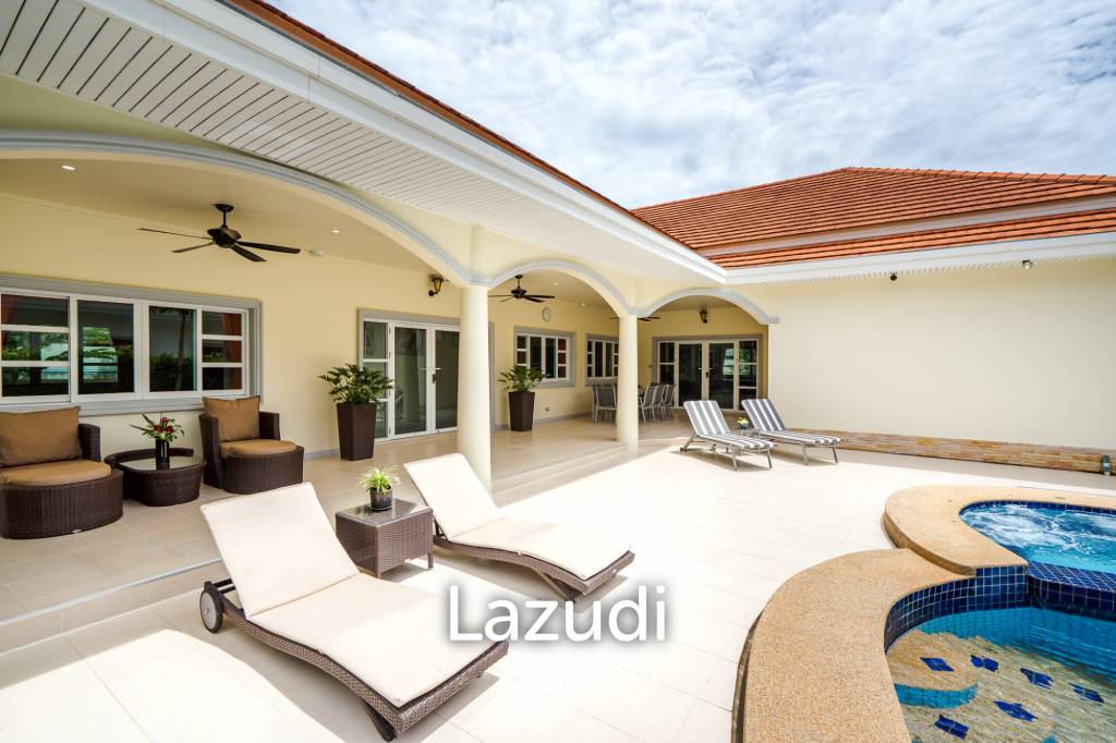 Pool villa with jacuzzi in Nong Khae Hua Hin