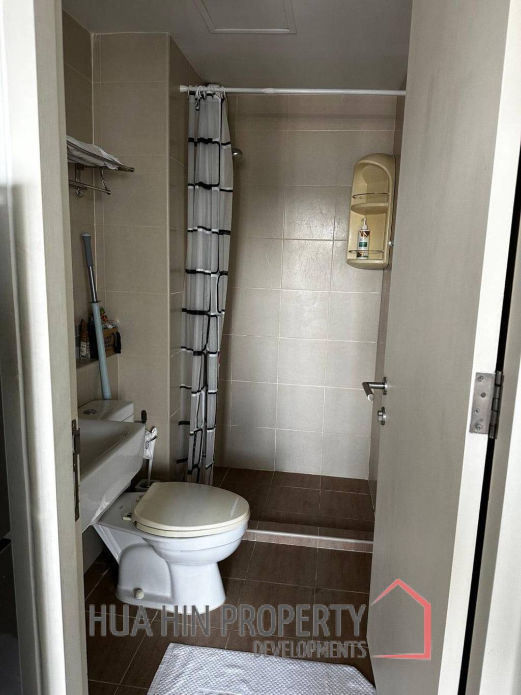 BAAN KOO KIANG : 1-Bedroom | Prime Spot | Near Beach and Bluport
