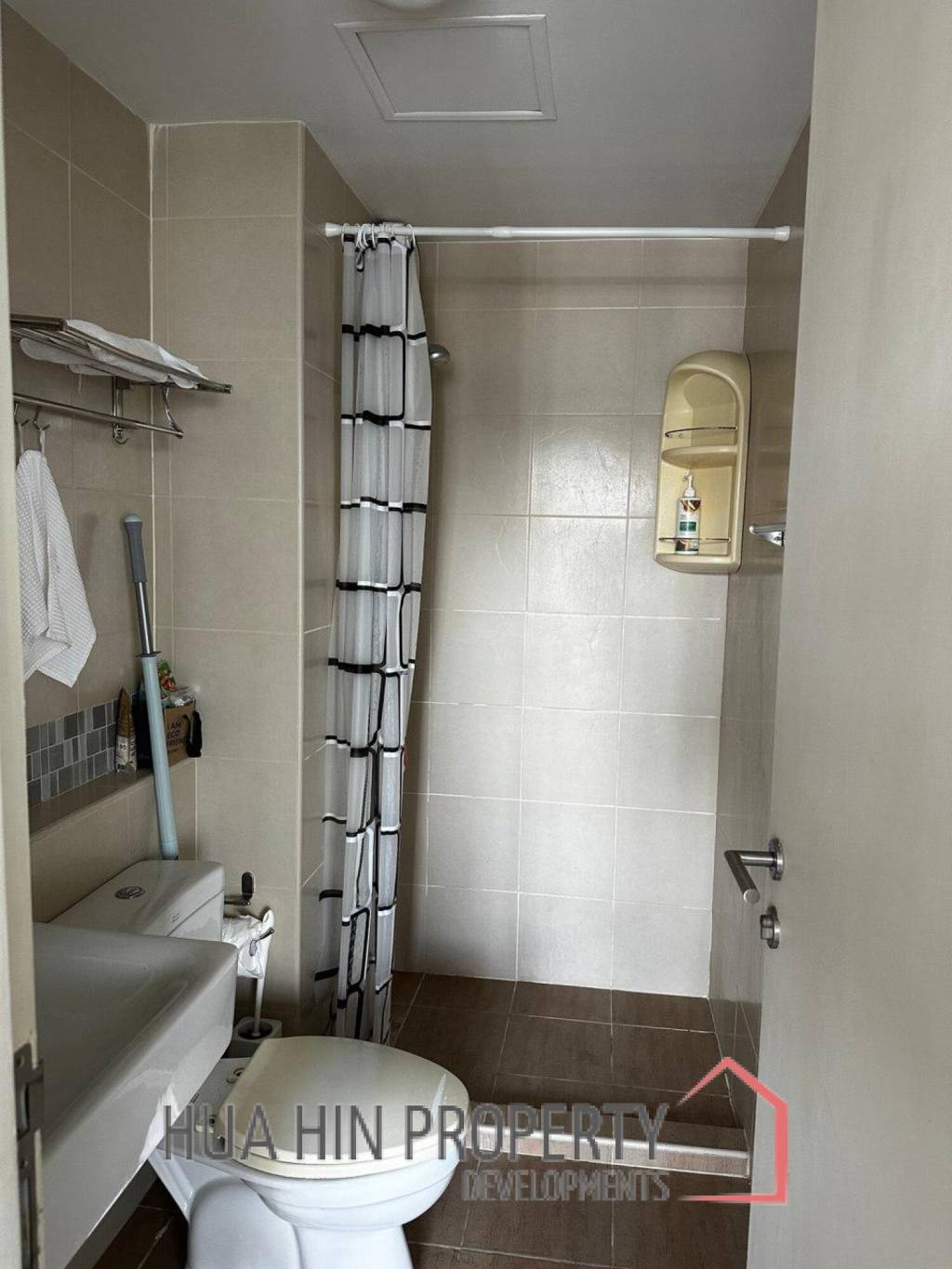 BAAN KOO KIANG : 1-Bedroom | Prime Spot | Near Beach and Bluport