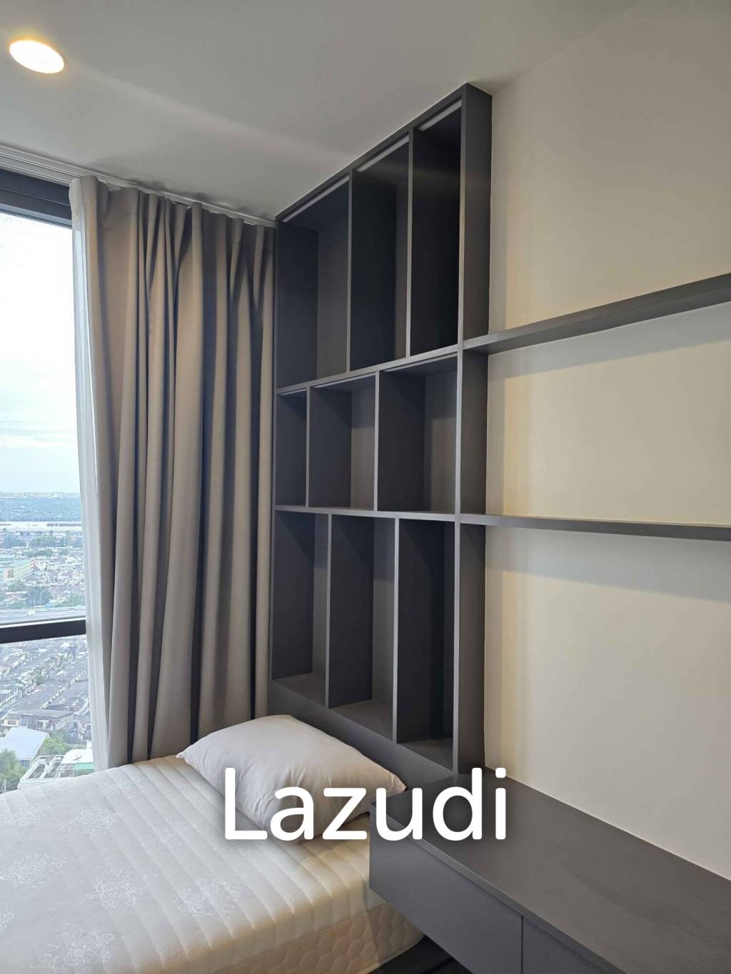 2  Beds 2 Baths 50 SQ.M OKA HAUS Sukhumvit 36
