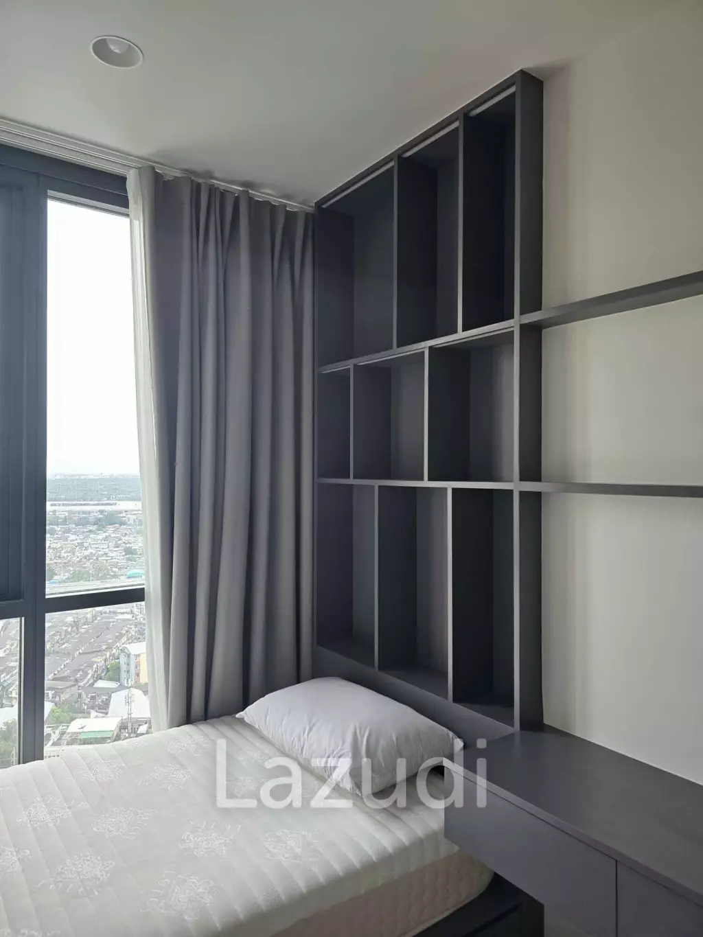 2  Beds 2 Baths 50 SQ.M OKA HAUS Sukhumvit 36
