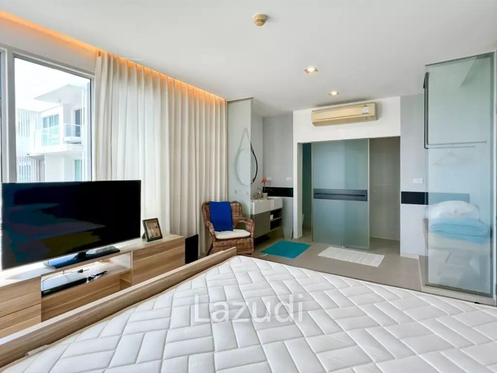 Panoramic Seaview 2-Bedroom Condo in Wan Vayla Hua Hin