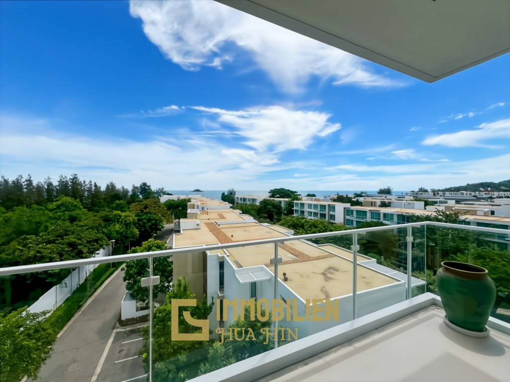 คอนโดหรู 2 ห้องนอน พร้อมวิวทะเลแบบพาโนราม่า ที่วันเวลา เขาเต่า