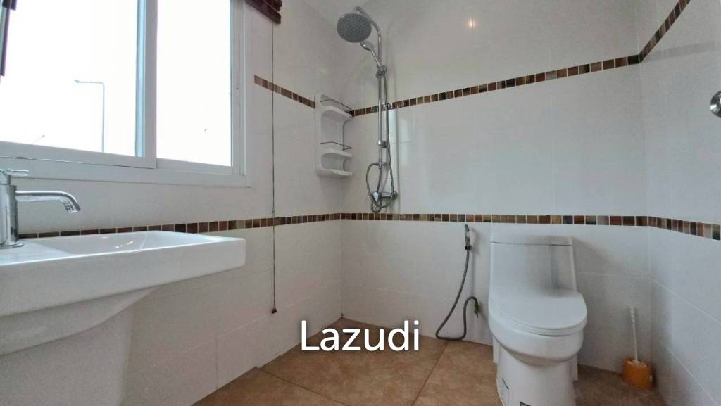 3 Beds 4 Baths 220 SQ.M. Jomtien Beach Paradise