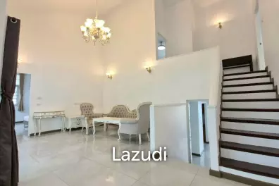 3 Beds 4 Baths 220 SQ.M. Jomtien Beach Paradise