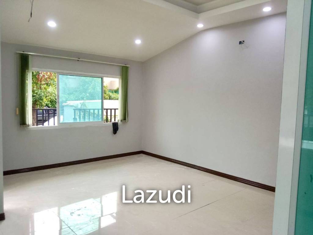 6 Bed Detached House 260 SQ.M Park View Villa
