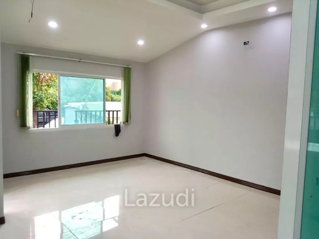 6 Bed Detached House 260 SQ.M Park View Villa