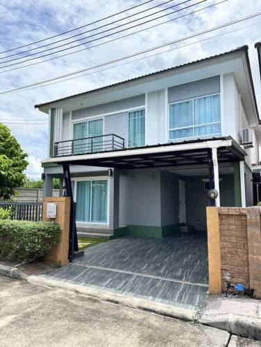 2-Storey 3-Bedroom House for Rent in Kathu 2-Storey 3-Bedroom House for Rent in Kathu