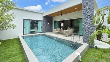Contemporary 2-Bedroom Pool Villa for Sale in Chalong ✅