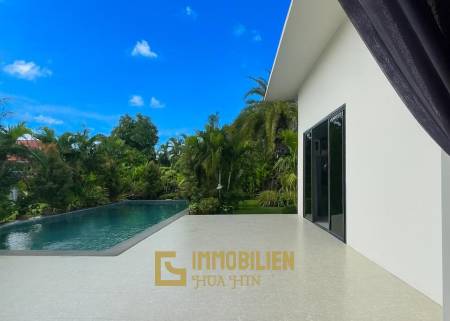 Brandneu / offener Grundriss / 10 x 4 Meter Pool