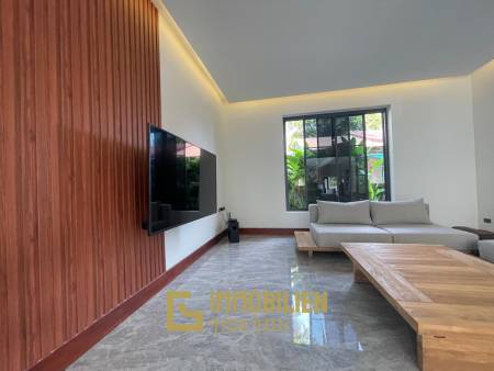 Brandneu / offener Grundriss / 10 x 4 Meter Pool