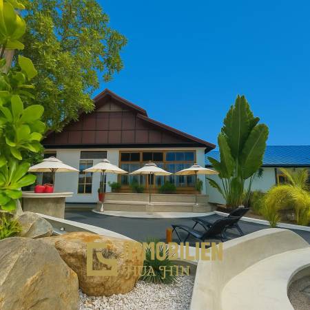 Tropisch Luxuriös / 1.270 qm Grundstück / 265 qm Wohnfläche