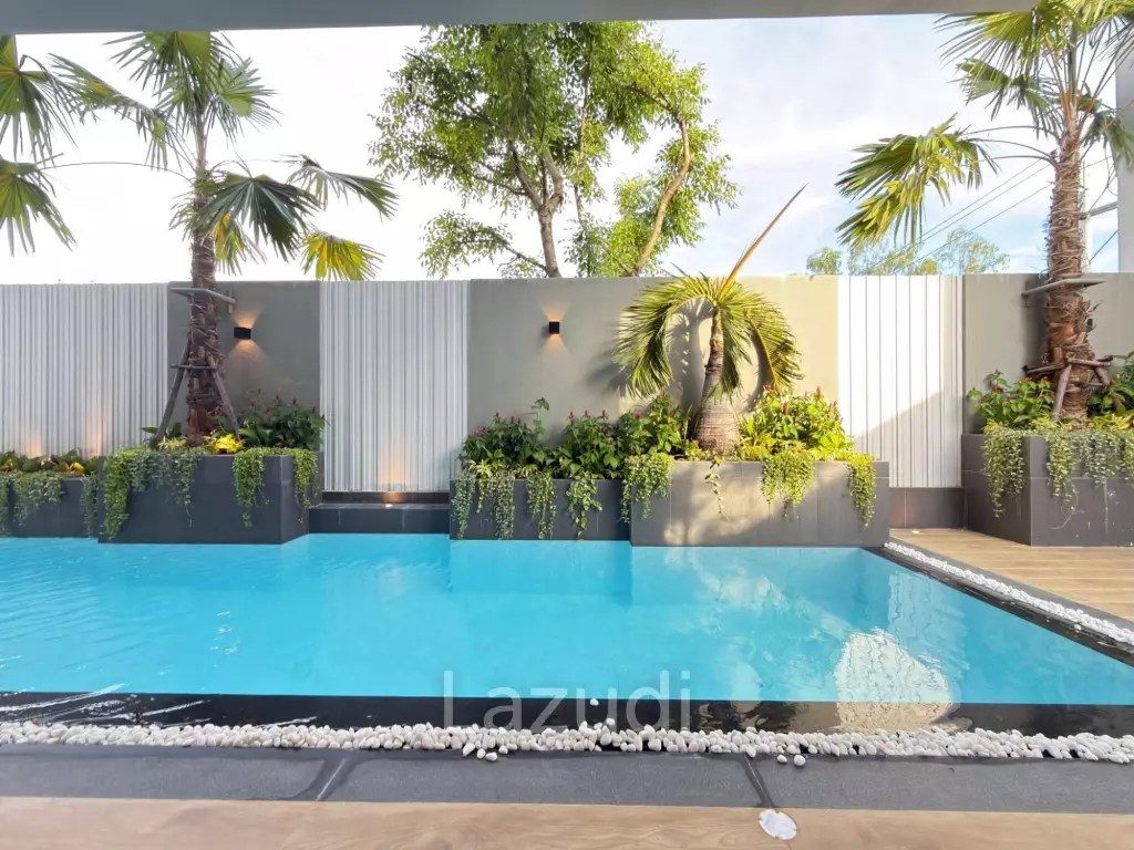4 Bedrooms 5 Bathrooms 485 SQ.M. Tree Villa