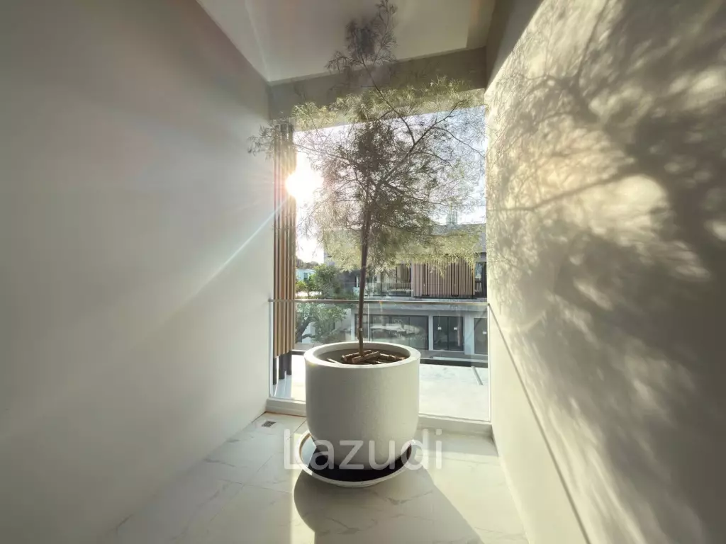 4 Bedrooms 5 Bathrooms 485 SQ.M. Tree Villa