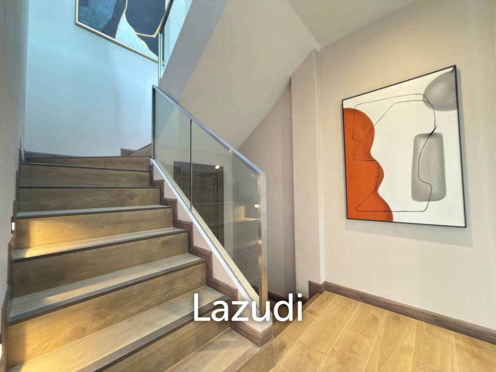 4 Bedrooms 5 Bathrooms 485 SQ.M. Tree Villa