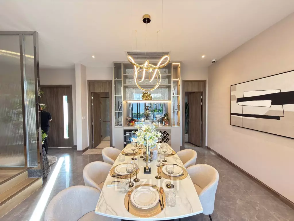 4 Bedrooms 5 Bathrooms 485 SQ.M. Tree Villa