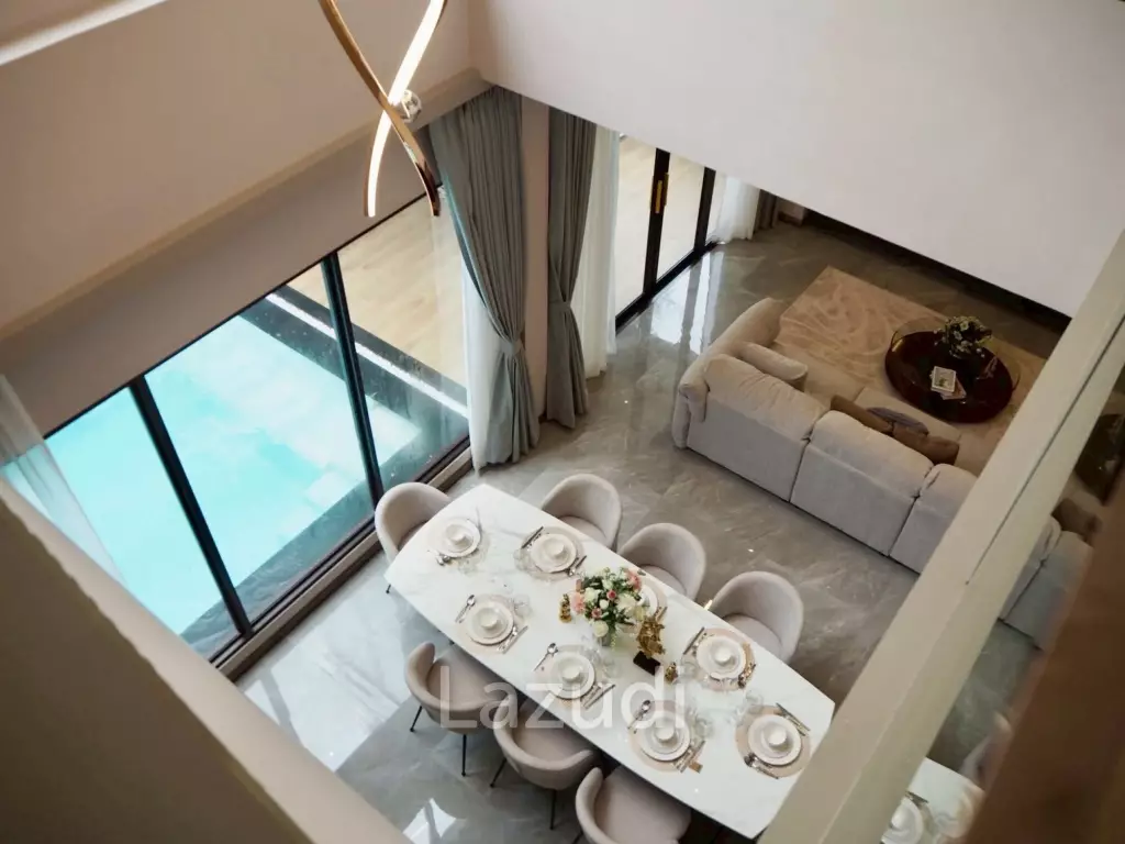 4 Bedrooms 5 Bathrooms 405 SQ.M. Tree Villa