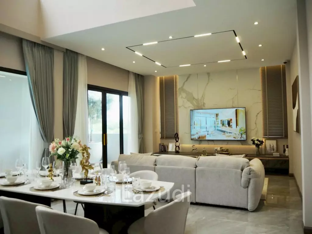4 Bedrooms 5 Bathrooms 405 SQ.M. Tree Villa