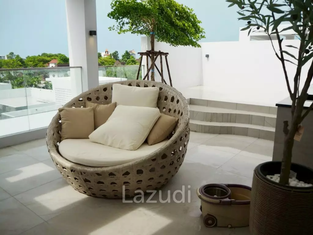 4 Bedrooms 5 Bathrooms 405 SQ.M. Tree Villa