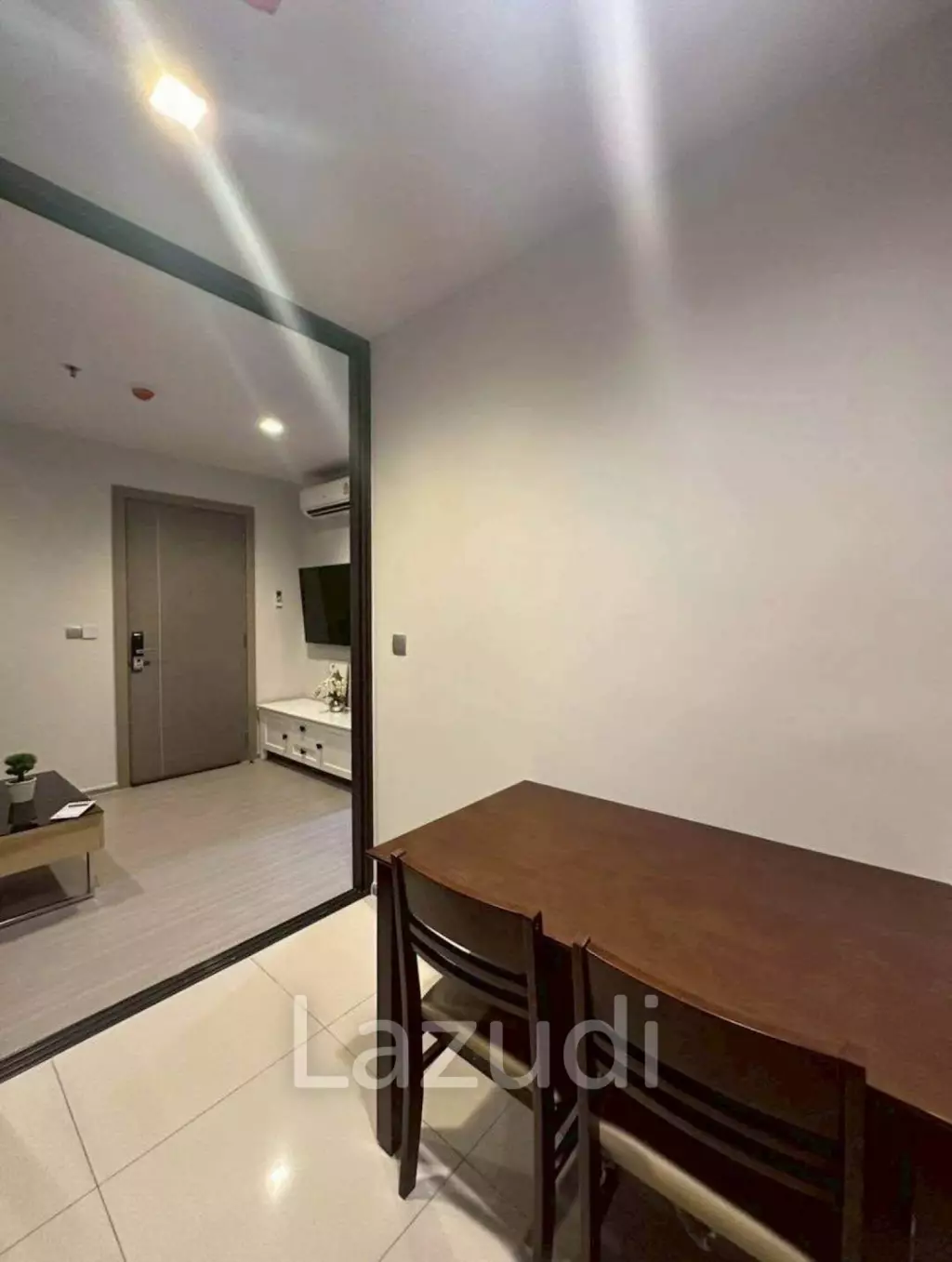 1 Bed 1 Bath 33 SQ.M LIFE Asoke - Rama 9