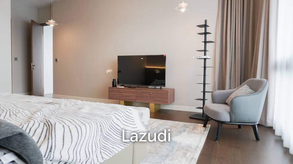 4 Beds 6 Baths 344 SQ.M BuGaan Krungthep Kreetha