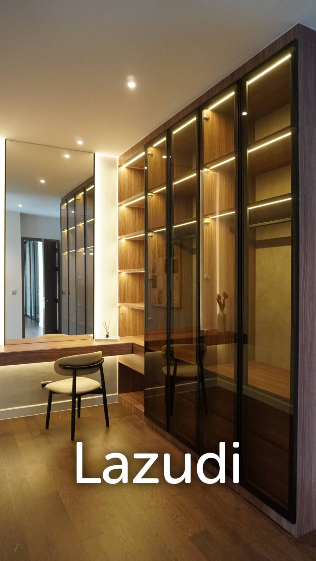 4 Beds 6 Baths 344 SQ.M BuGaan Krungthep Kreetha