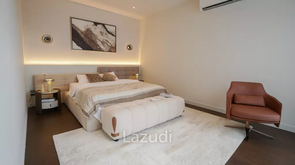4 Beds 6 Baths 344 SQ.M BuGaan Krungthep Kreetha