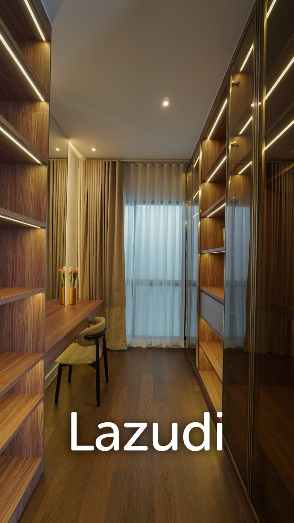 4 Beds 6 Baths 344 SQ.M BuGaan Krungthep Kreetha