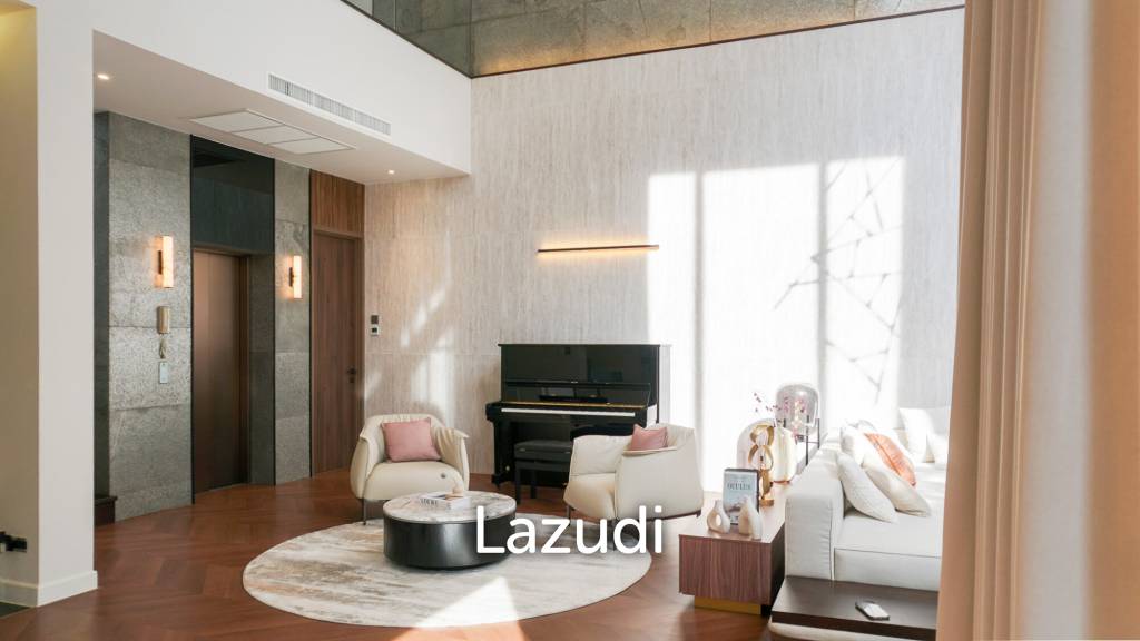 4 Beds 6 Baths 344 SQ.M BuGaan Krungthep Kreetha